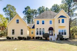 701 Kinlock Court photo 4