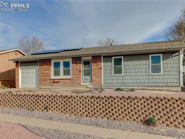 6840 Parkridge Court, Colorado Springs, CO 80915