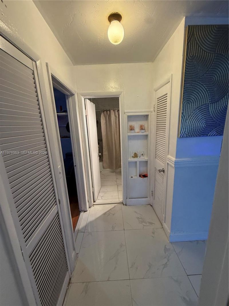 710 N 66th Ter , Hollywood, FL 33024 Photo