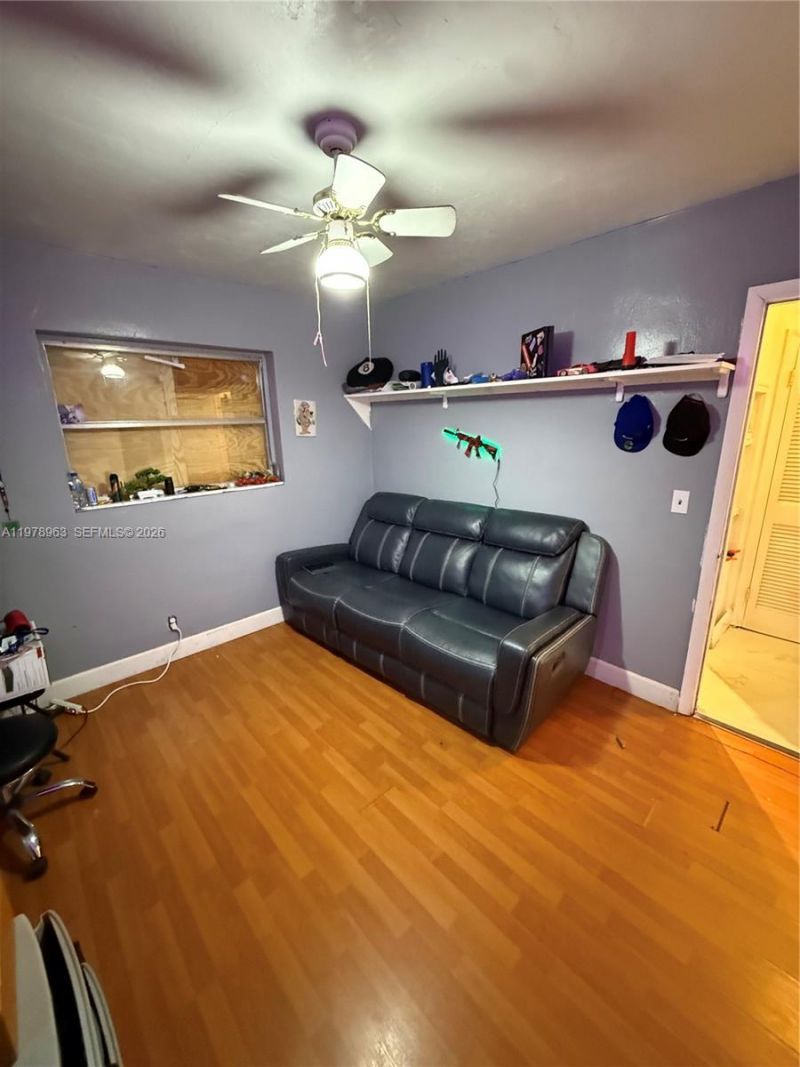 710 N 66th Ter , Hollywood, FL 33024 Photo