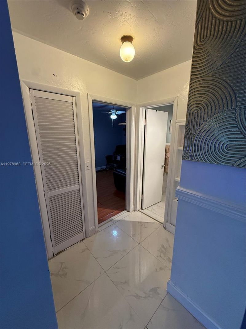 710 N 66th Ter , Hollywood, FL 33024 Photo