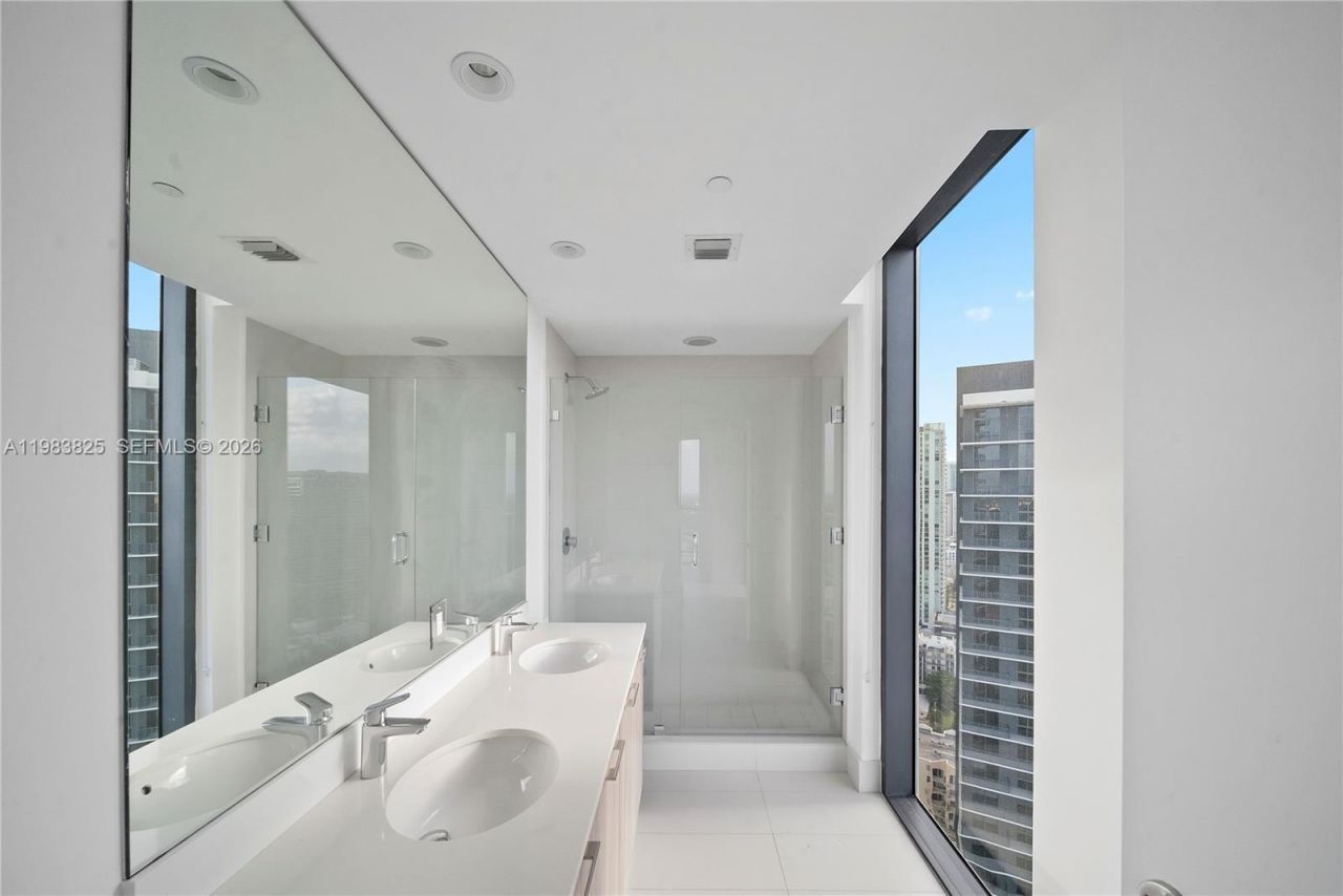 501 NE 31st St , Unit 3110, Miami, FL 33137 Photo