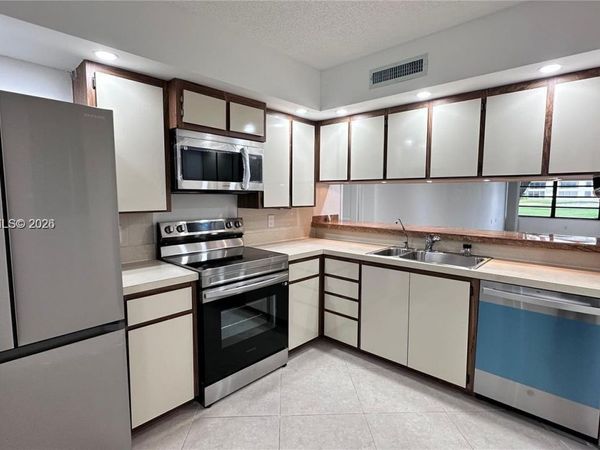 1703 Whitehall Dr , Unit 104, Davie, FL 33324