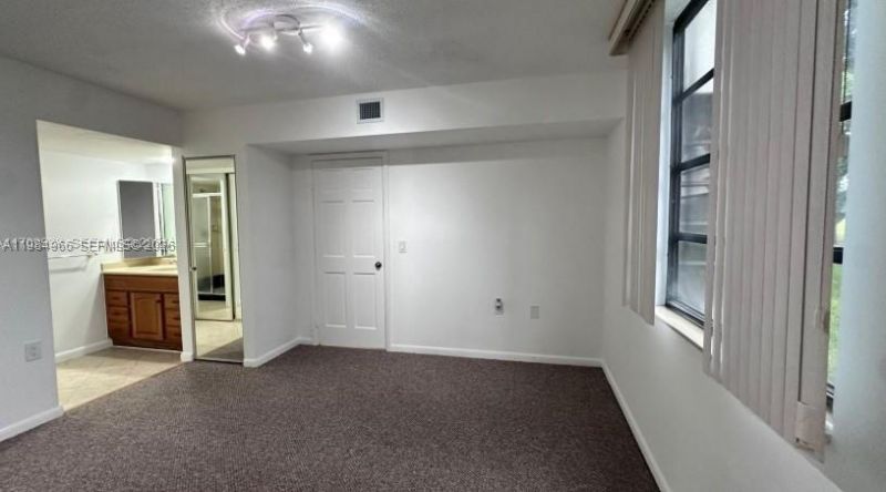 1703 Whitehall Dr , Unit 104, Davie, FL 33324 Photo