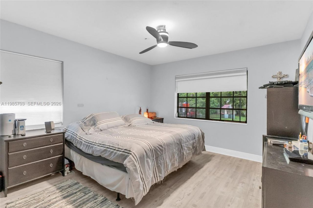 19030 Bel Aire Dr , Cutler Bay, FL 33157 Photo