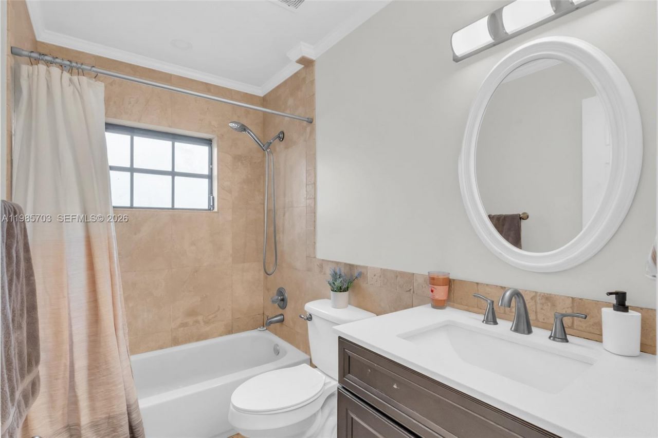 19030 Bel Aire Dr , Cutler Bay, FL 33157 Photo