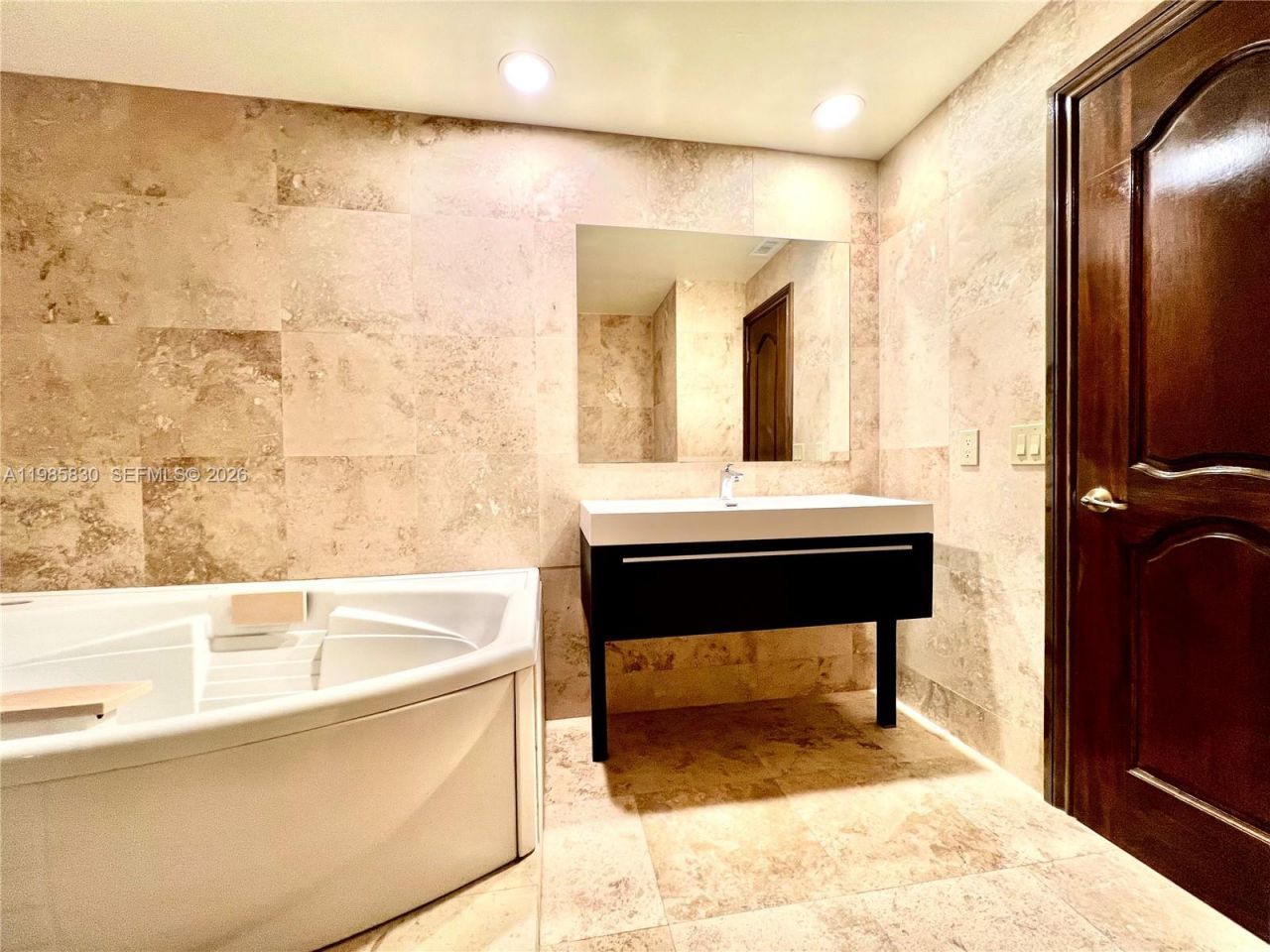 245 Poinciana Island Dr , Unit 505, Sunny Isles Beach, FL 33160 Photo