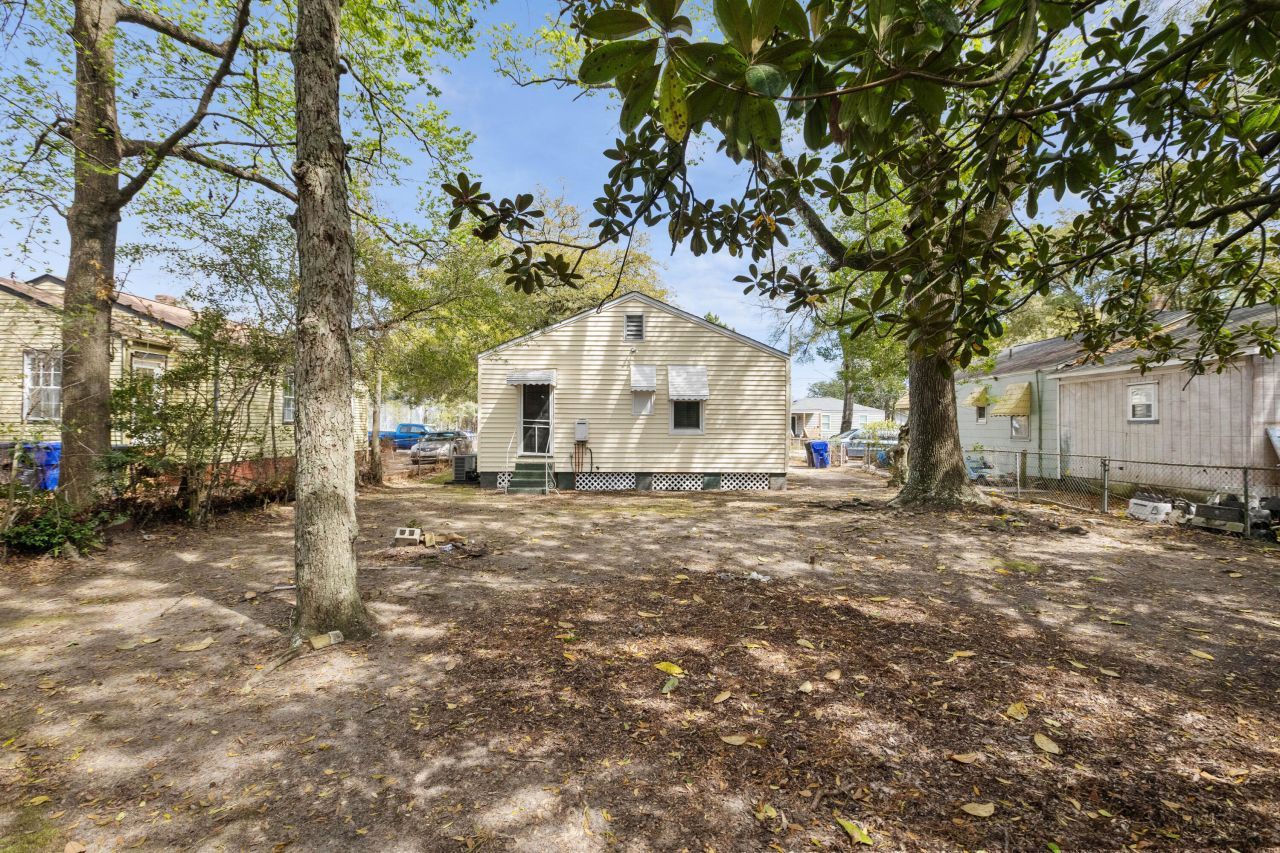 2226 Suffolk Street Photo 19