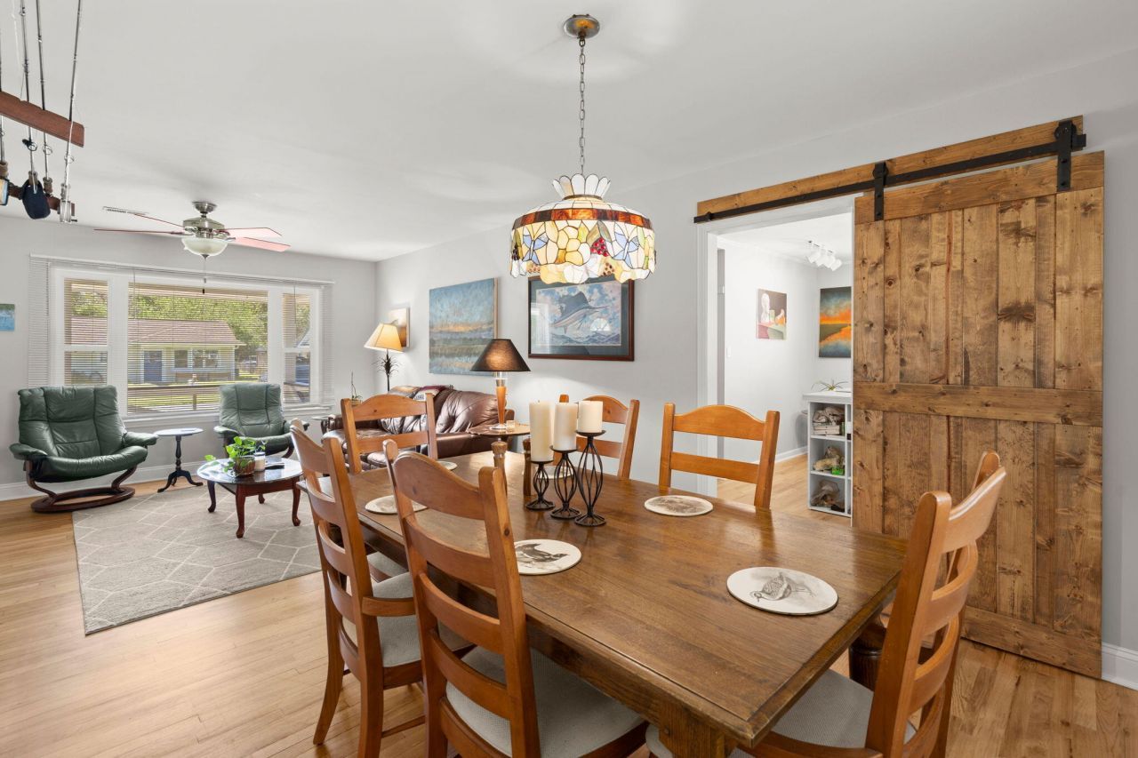 2444 Lantern Street Photo 10