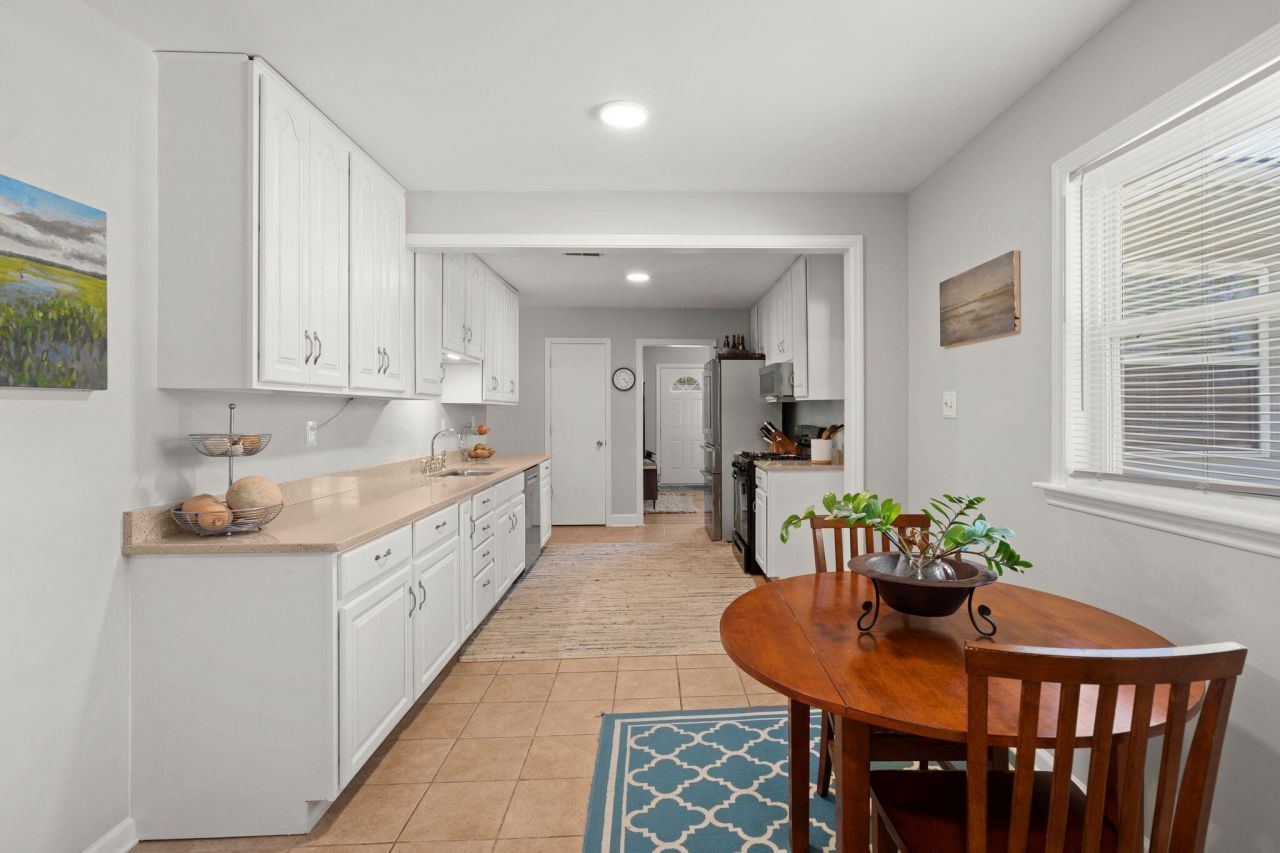 2444 Lantern Street Photo 18