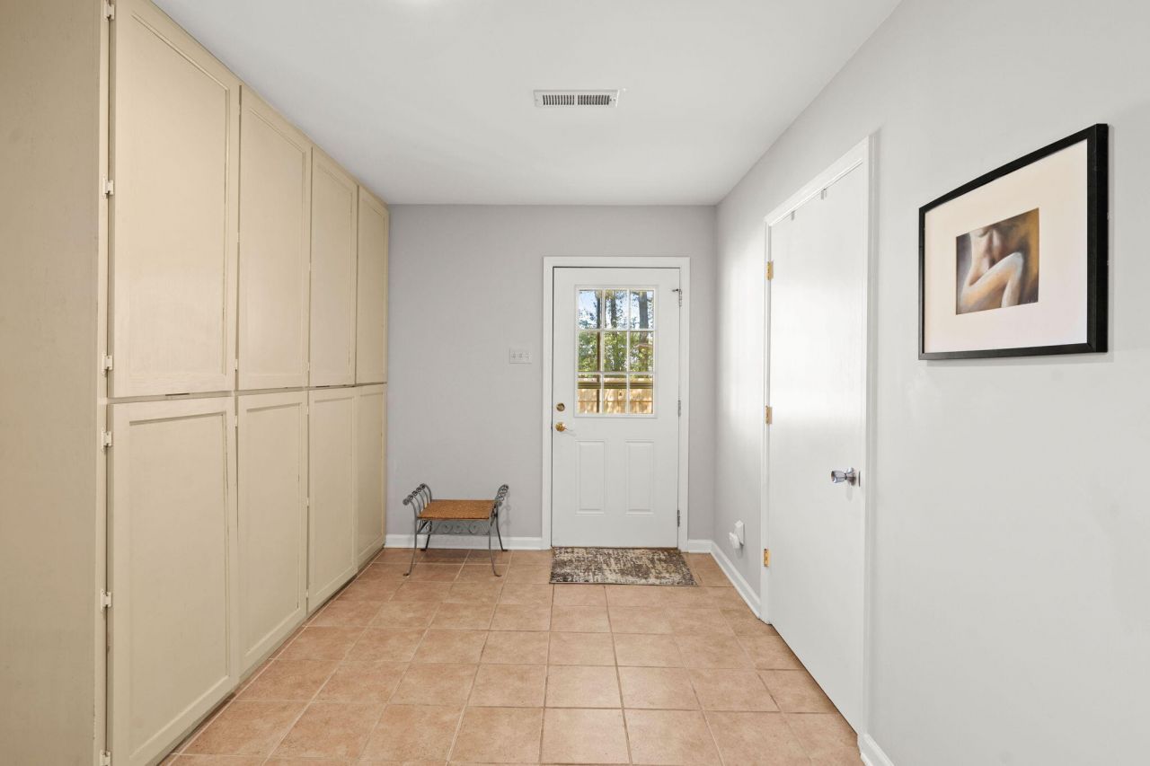 2444 Lantern Street Photo 21