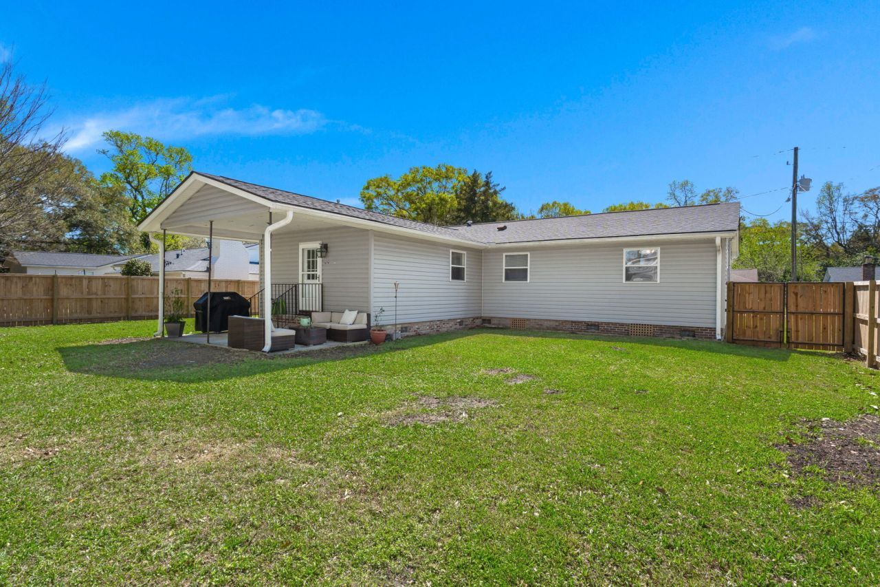 2444 Lantern Street Photo 28