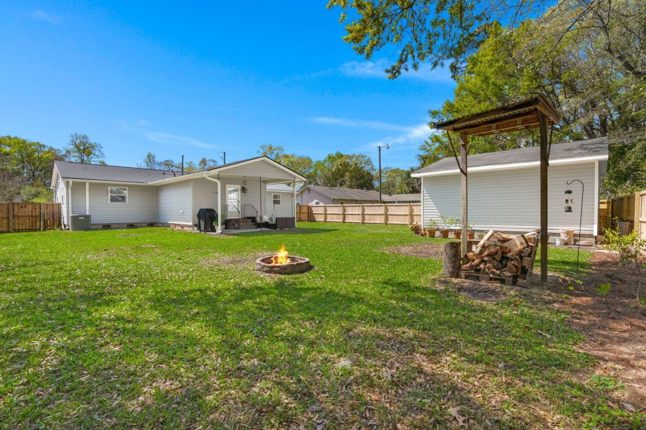 2444 Lantern Street Photo 29