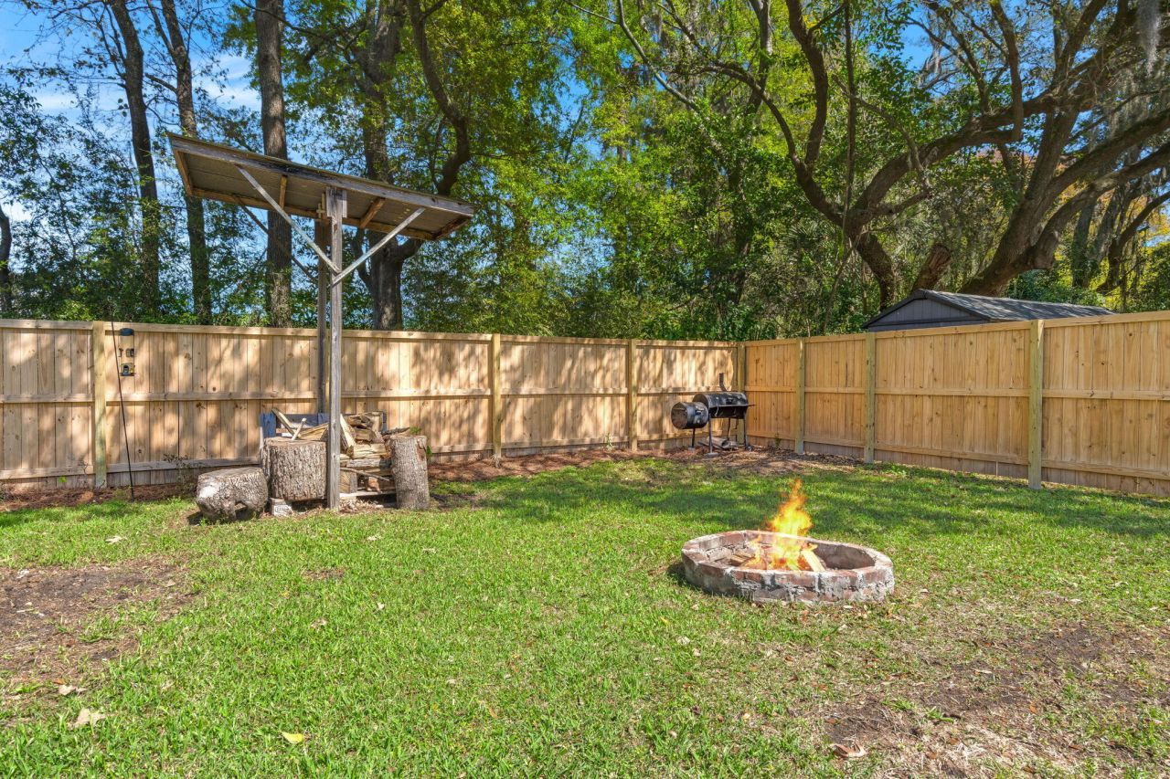 2444 Lantern Street Photo 33