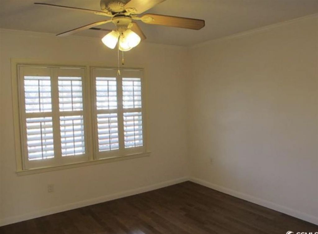 401 77th Ave. N  Photo 19