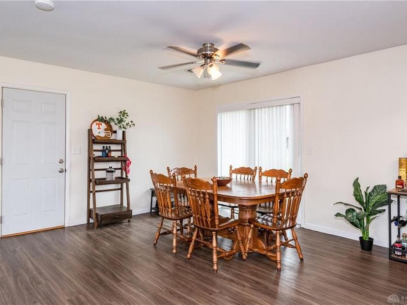 8677 Oriole Drive, Franklin, OH 45005 Photo 11