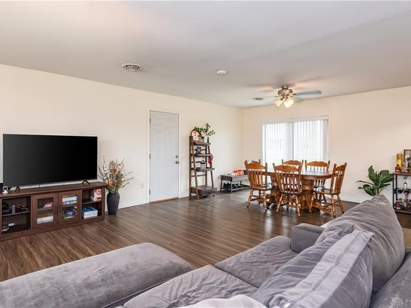 8677 Oriole Drive, Franklin, OH 45005 Photo 13