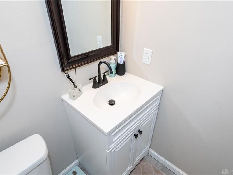 8677 Oriole Drive, Franklin, OH 45005 Photo 19