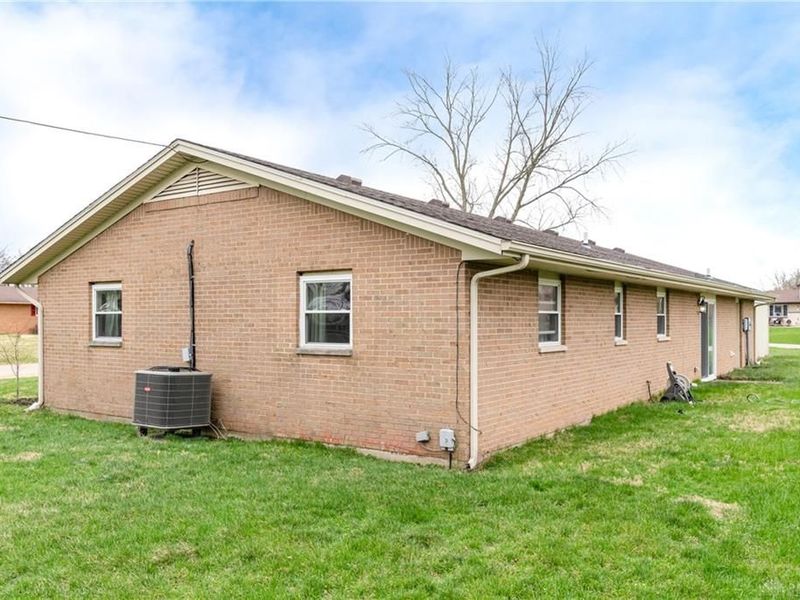 8677 Oriole Drive, Franklin, OH 45005 Photo 29