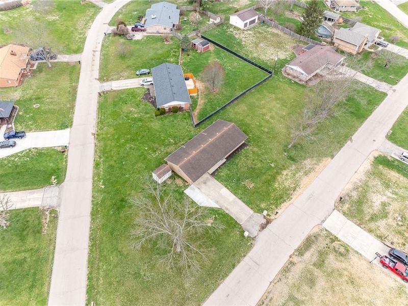 8677 Oriole Drive, Franklin, OH 45005 Photo 32