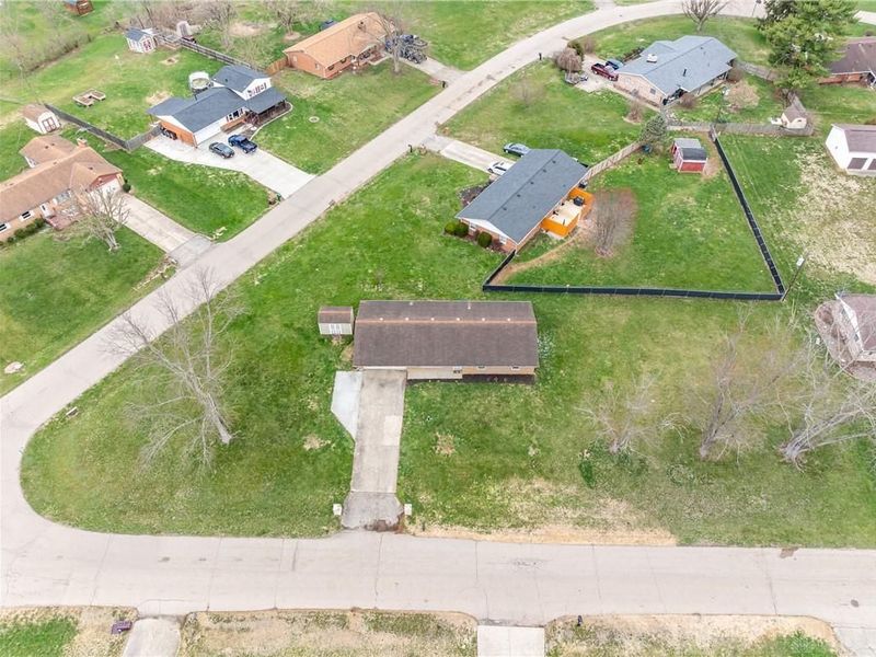 8677 Oriole Drive, Franklin, OH 45005 Photo 33