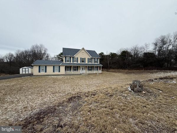 2005 PALISADES DRIVE , BLAKESLEE, PA 18610