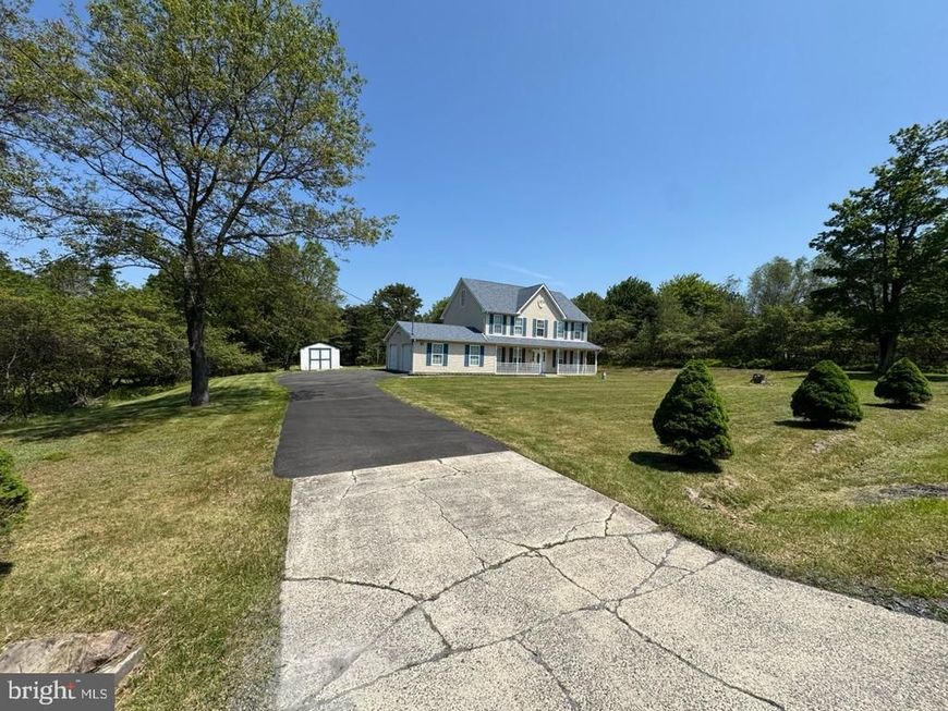 2005 Palisades Drive, Blakeslee, PA 18610 Main Photo