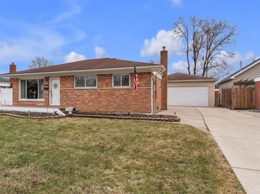 32613 Windsor Street, Garden City, MI 48135