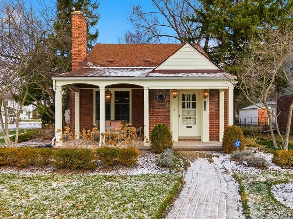 17560 Birwood Avenue, Beverly Hills Vlg, MI 48025