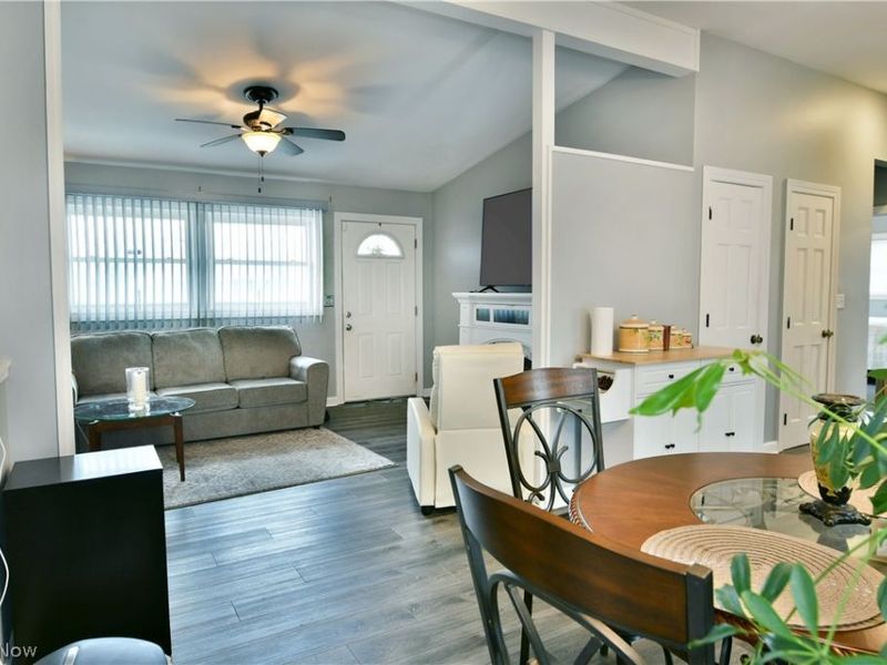 2401 Stewart Drive NW, Warren, OH 44485 Photo 12