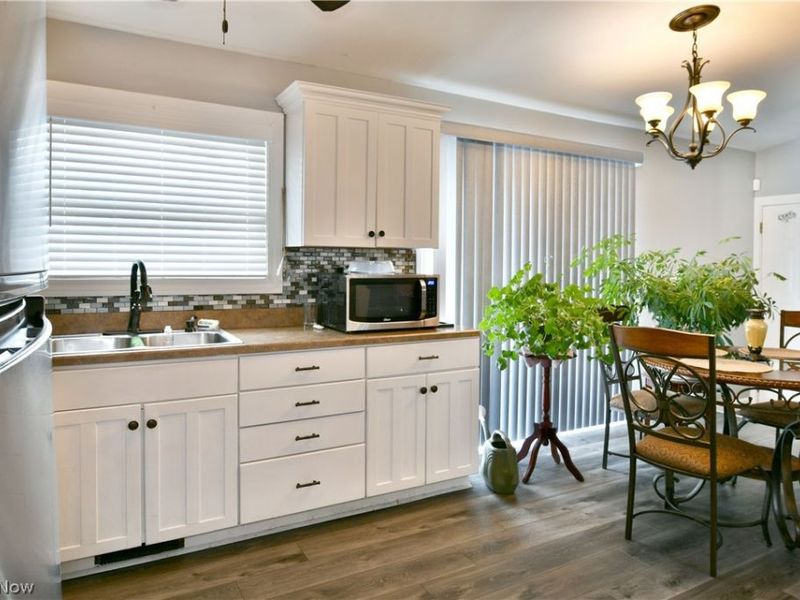 2401 Stewart Drive NW, Warren, OH 44485 Photo 6