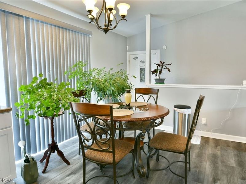 2401 Stewart Drive NW, Warren, OH 44485 Photo 9