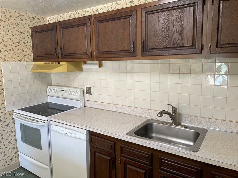 9630 Cove Drive, Unit 16A, North Royalton, OH 44133 Photo 4