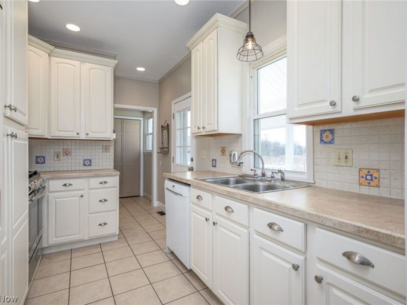 925 Springdale Road, Stow, OH 44224 Photo 10