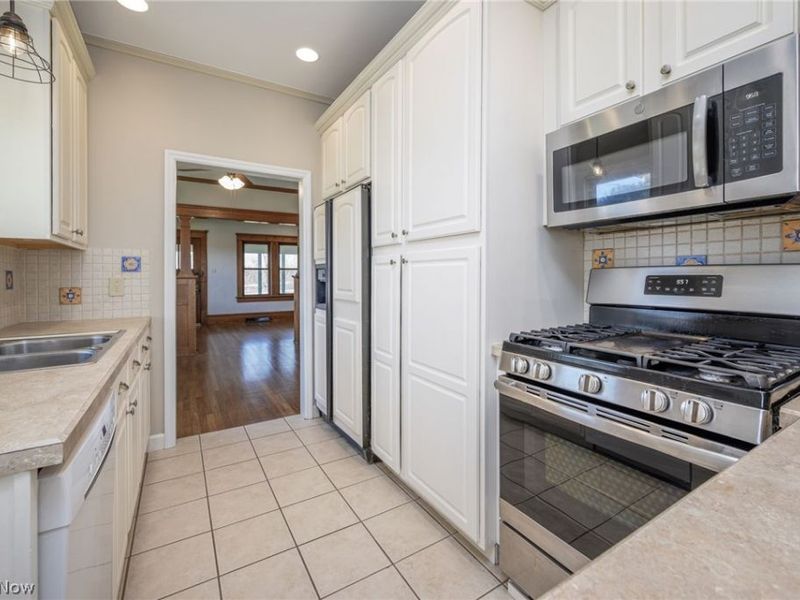 925 Springdale Road, Stow, OH 44224 Photo 12