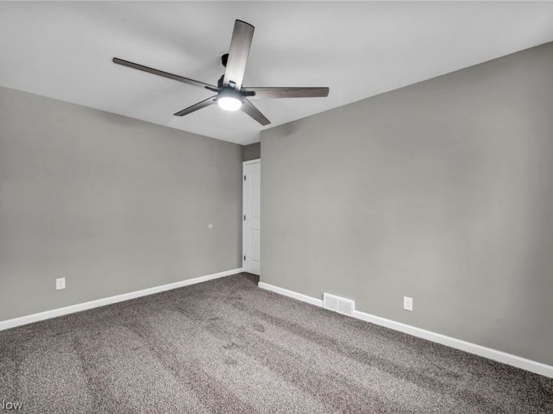 6108 Westerham Road, Mayfield Heights, OH 44124 Photo 30