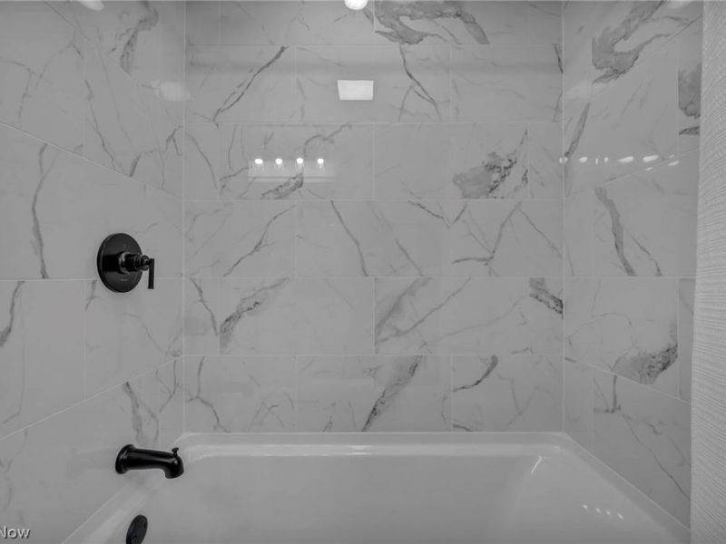 6108 Westerham Road, Mayfield Heights, OH 44124 Photo 32