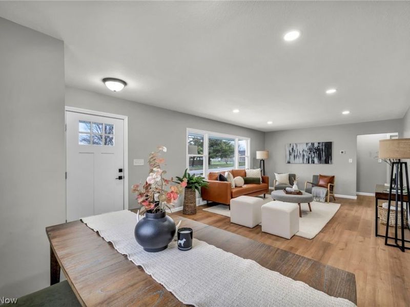 6108 Westerham Road, Mayfield Heights, OH 44124 Photo 5