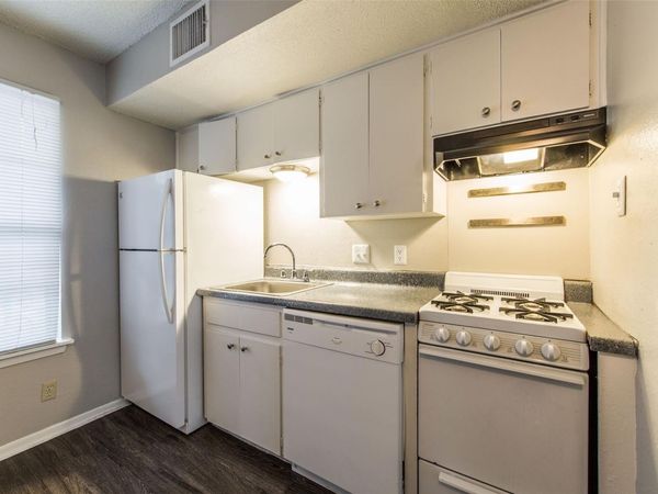 3101 Tom Green ST , Unit 105, Austin, TX 78705