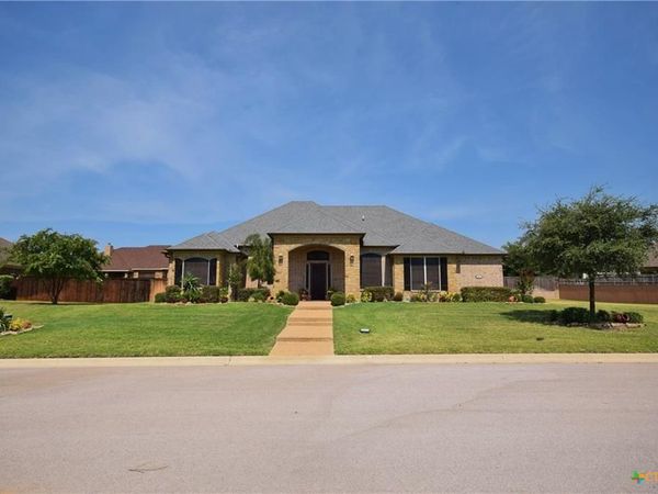 5012 Meadow Oaks DR, Nolanville, TX 76559