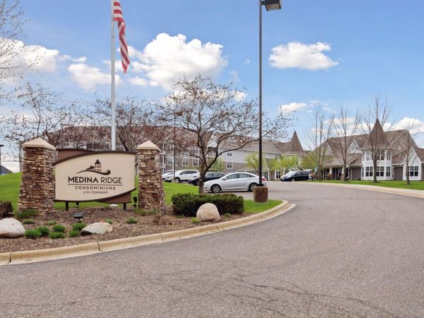 100 Clydesdale Trail, Unit 128, Hamel, MN 55340