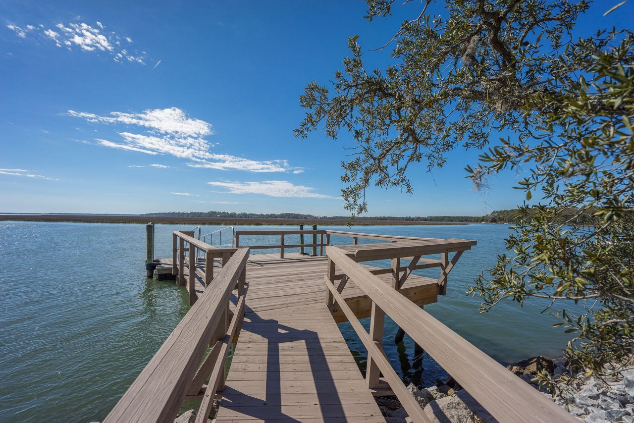 20 Claires Point Road Photo 4