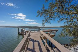 20 Claires Point Road photo 4