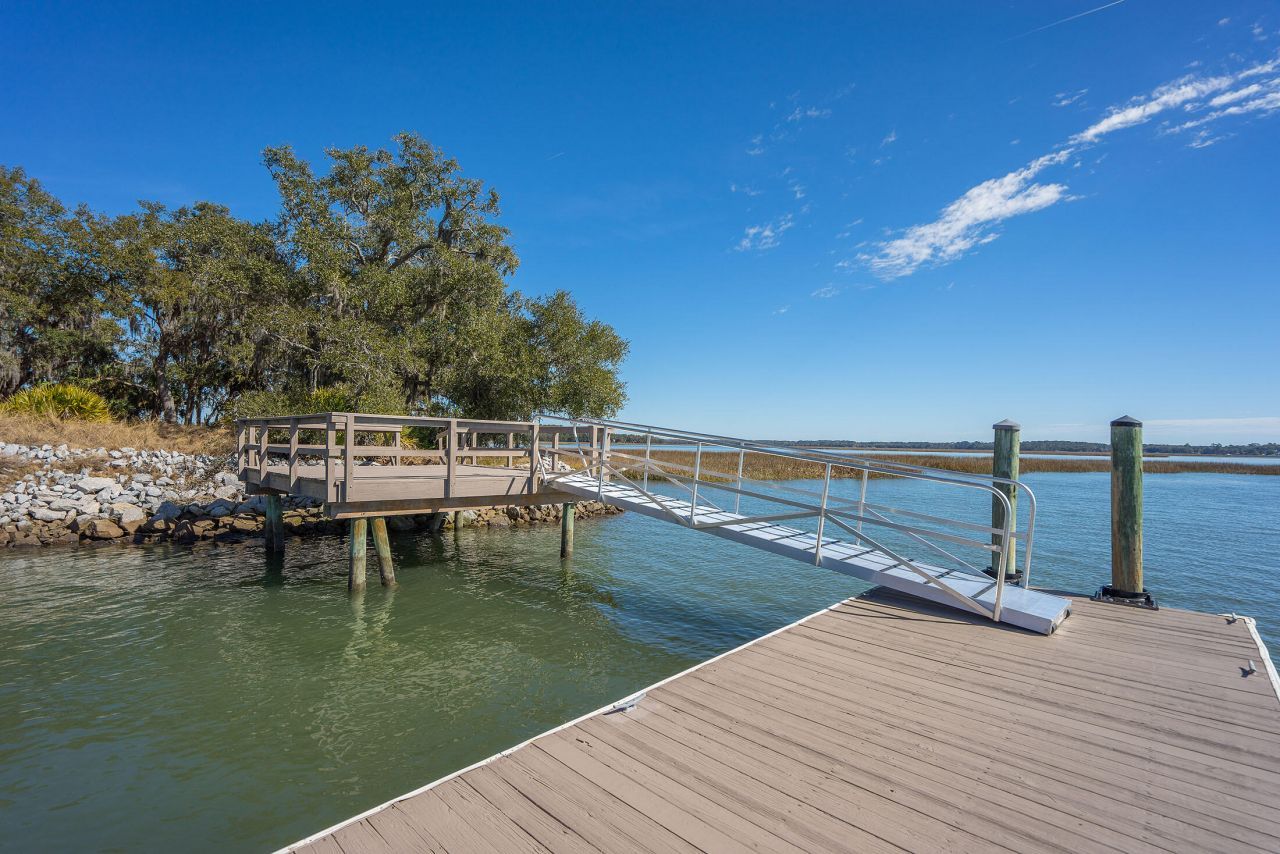 20 Claires Point Road Photo 5