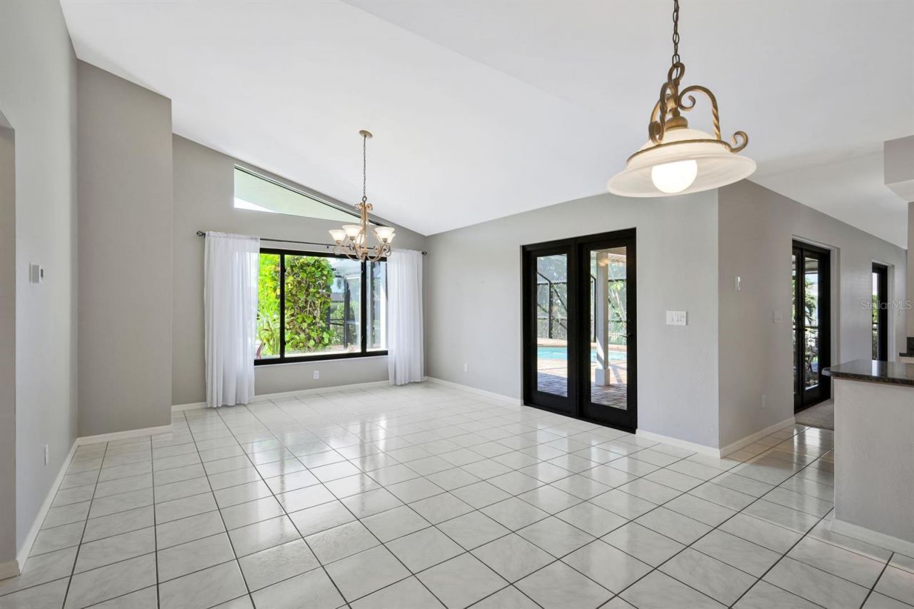 1904 SE 36th Terrace, Cape Coral, FL 33904 Photo