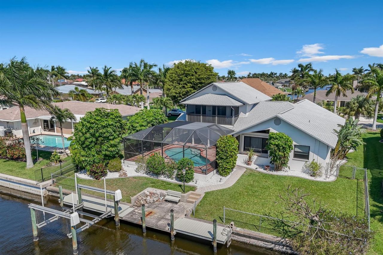 1904 SE 36th Terrace, Cape Coral, FL 33904 Photo