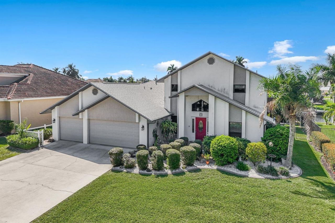 1904 SE 36th Terrace, Cape Coral, FL 33904 Photo