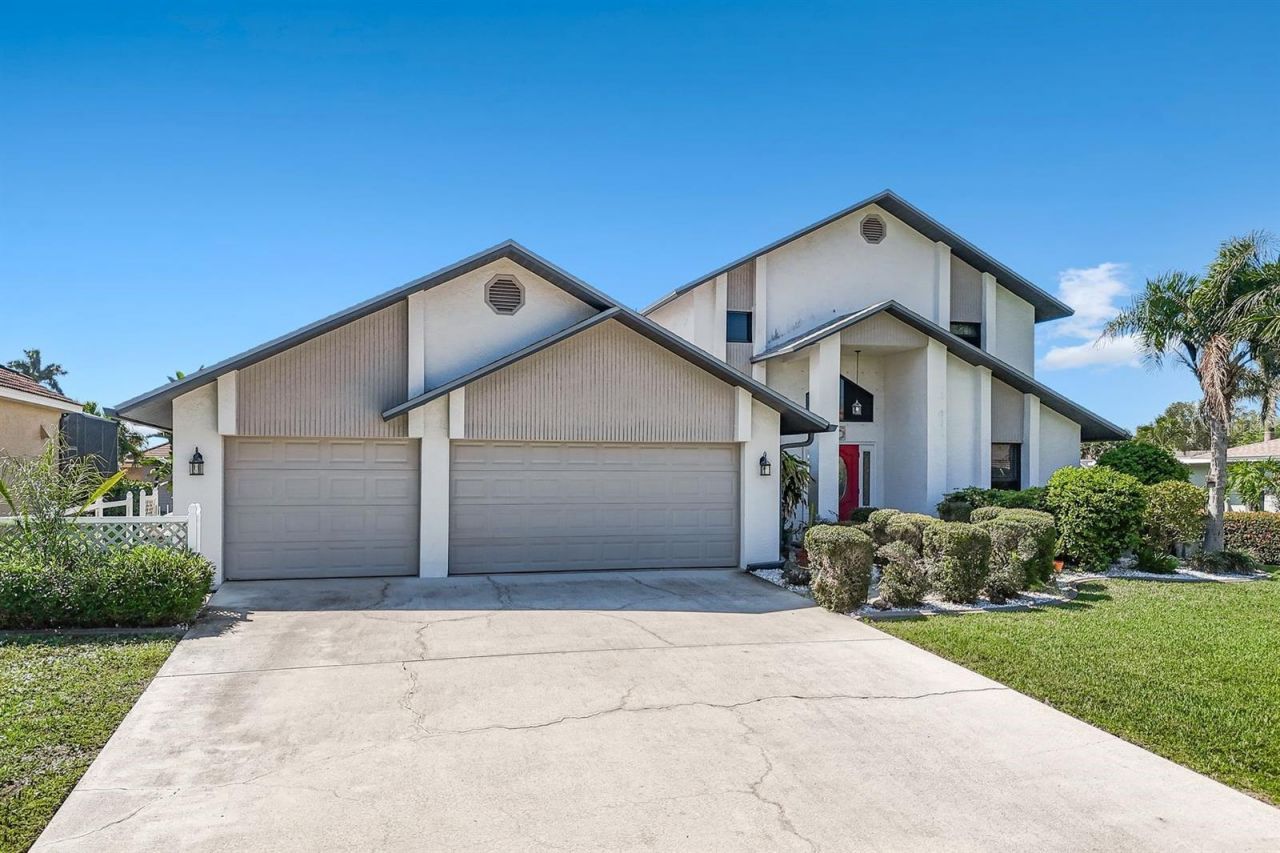 1904 SE 36th Terrace, Cape Coral, FL 33904 Photo