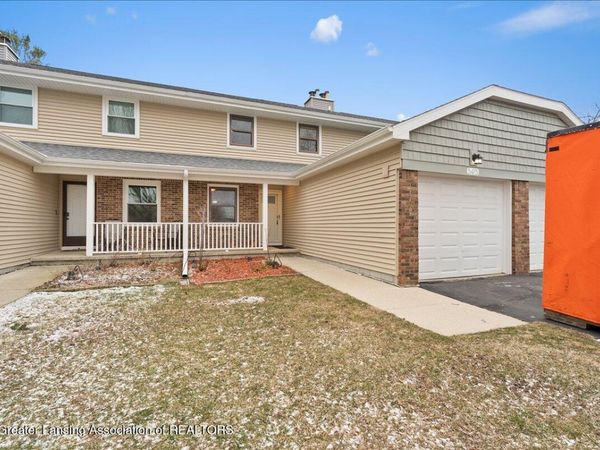 5475 Maple Ridge Road, Haslett, MI 48840