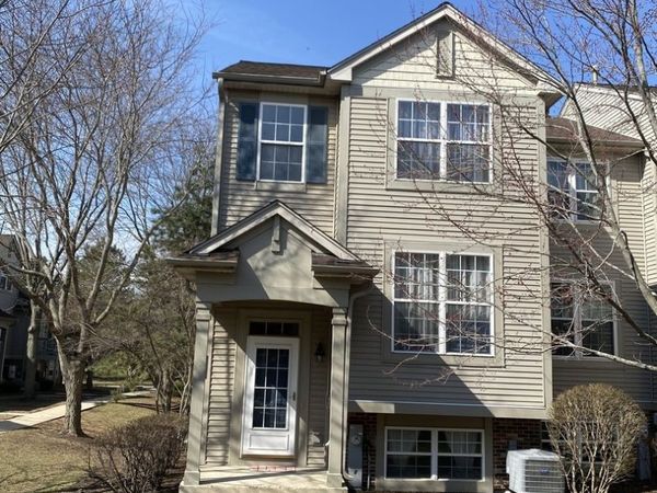 759 CHERRY CREEK Drive, Unit 759, Grayslake, IL 60030